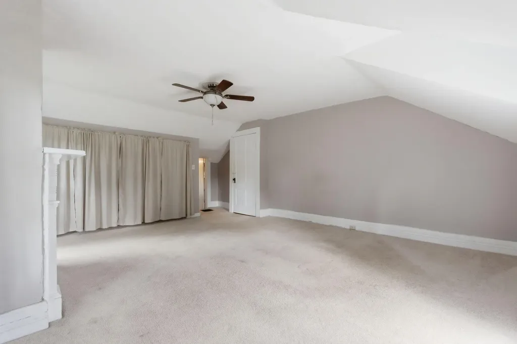 115 High Street Versailles KY 40383
