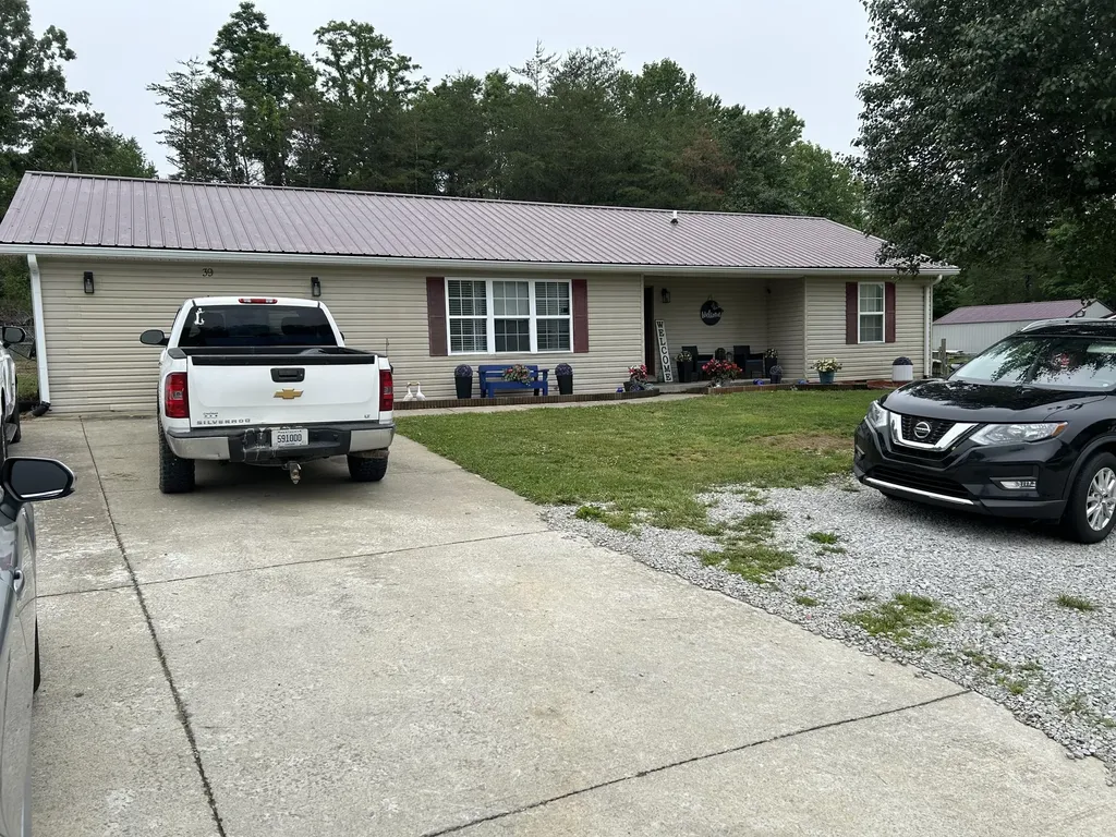 39 Dustin Lane Eubank KY 42567