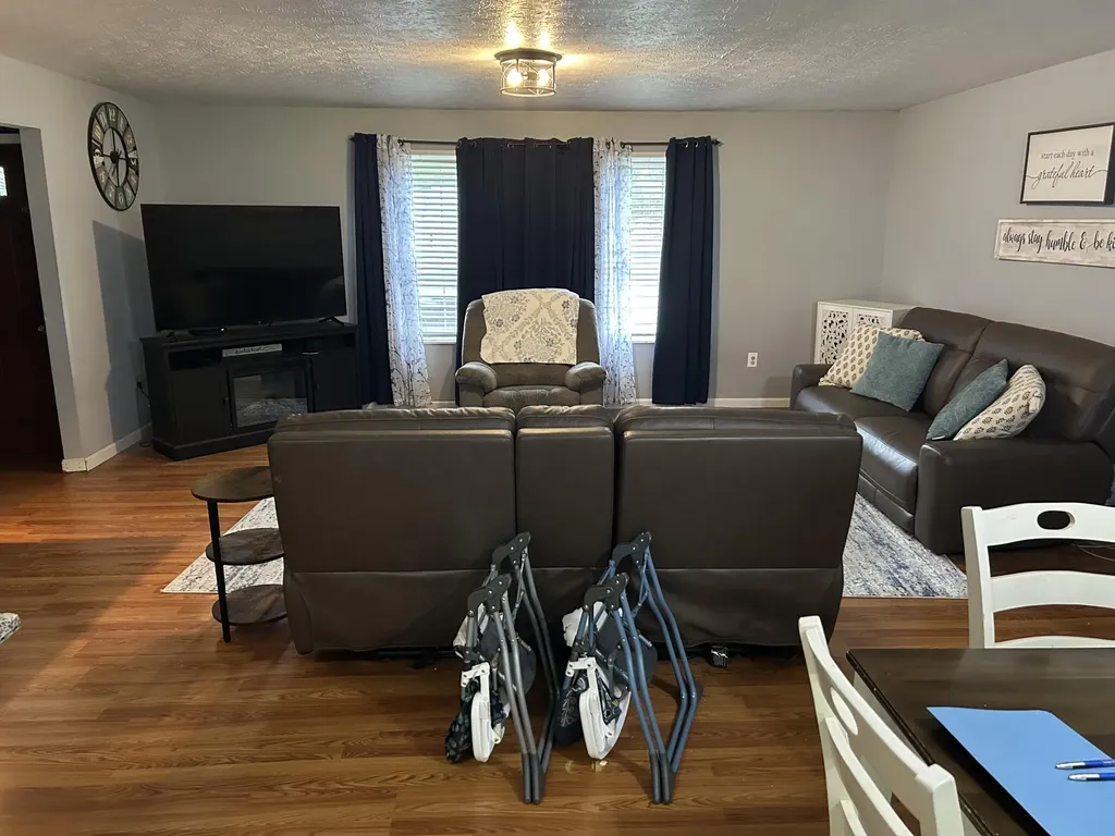 39 Dustin Lane Eubank KY 42567