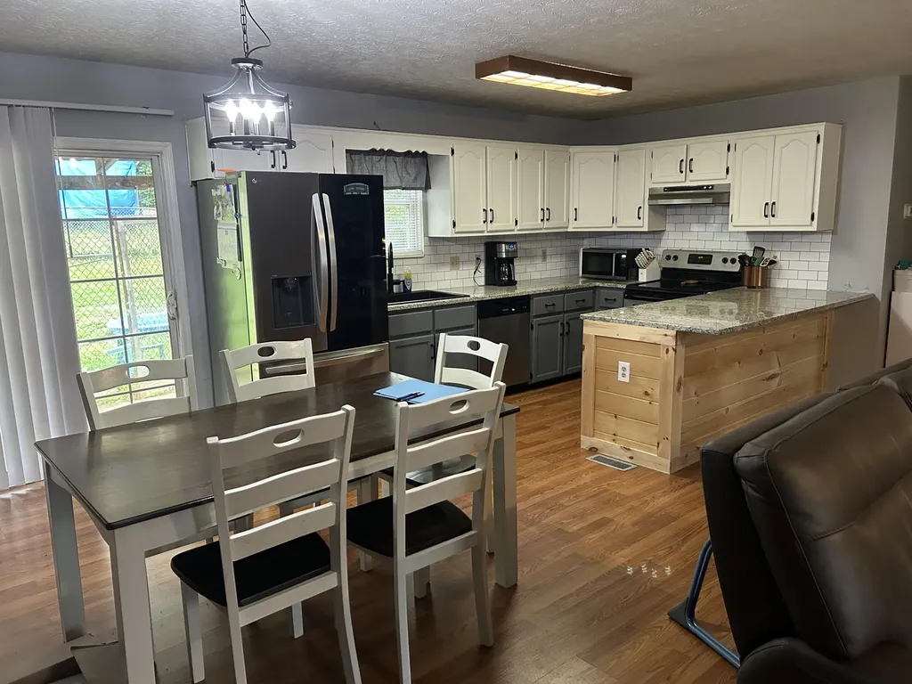 39 Dustin Lane Eubank KY 42567