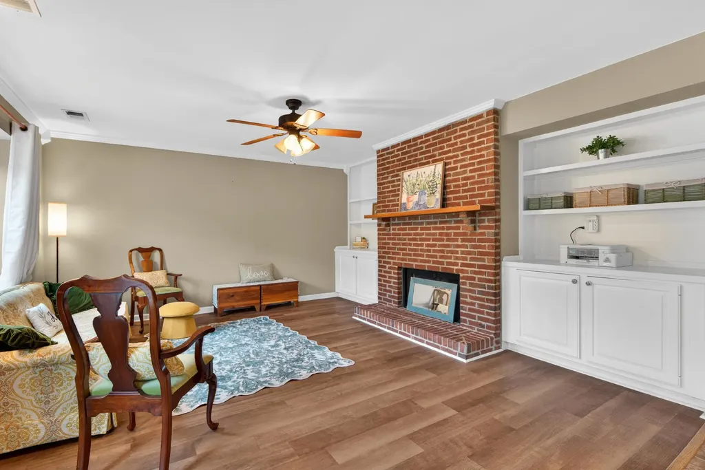 216 Redding Road Georgetown KY 40324