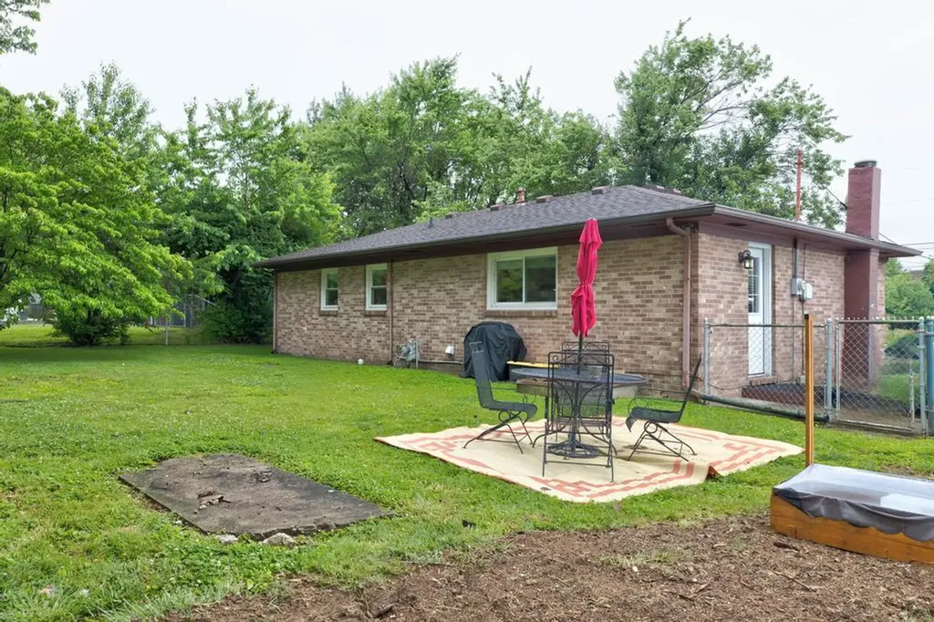 138 Oliver Drive Richmond KY 40475