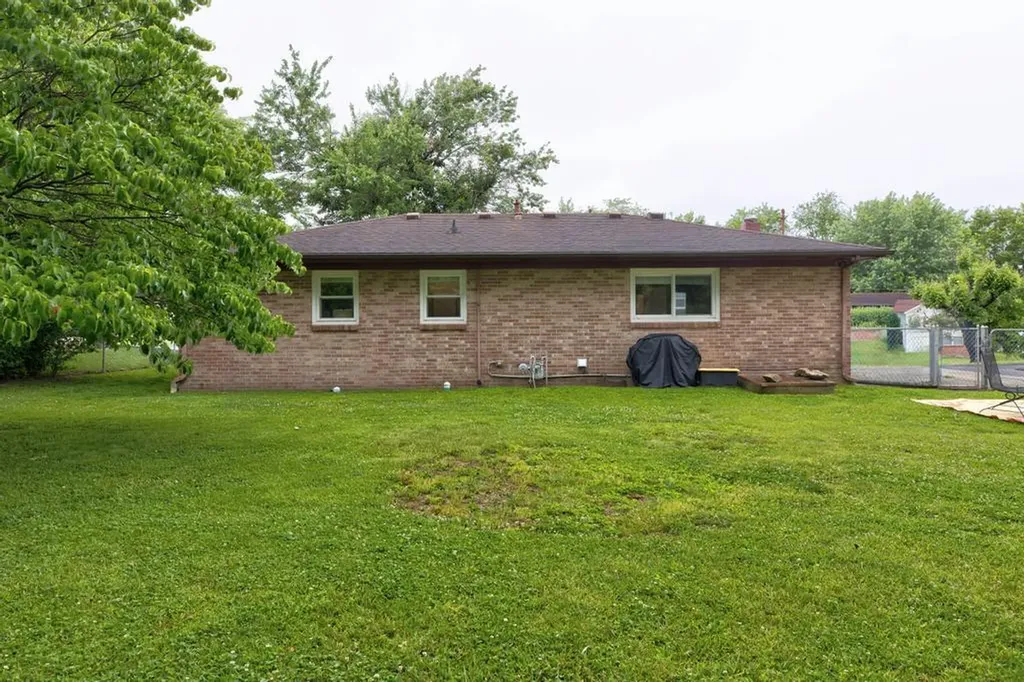 138 Oliver Drive Richmond KY 40475