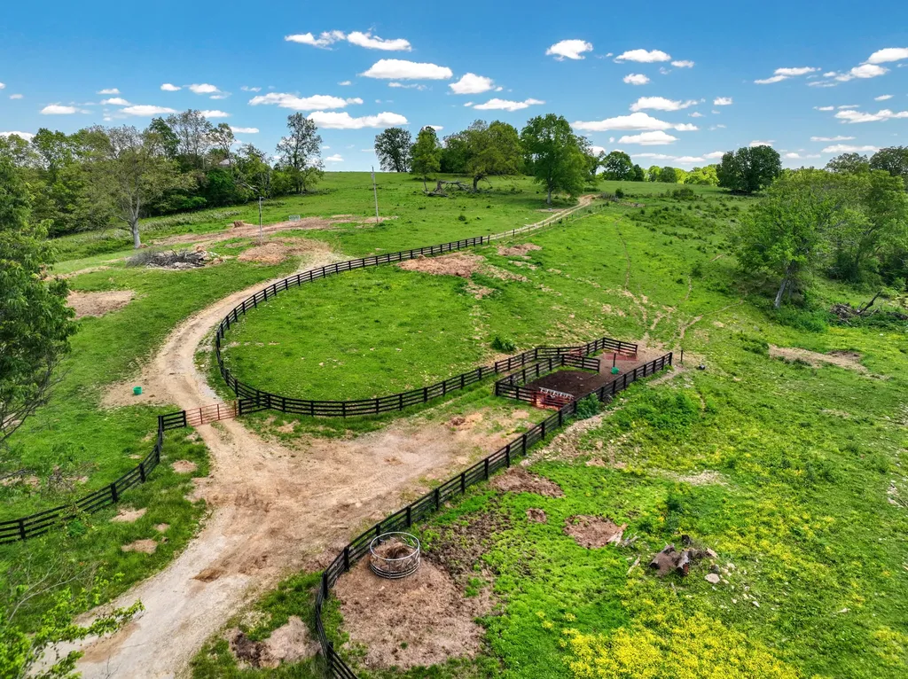 3560 Renaker-berry Road Berry KY 41003