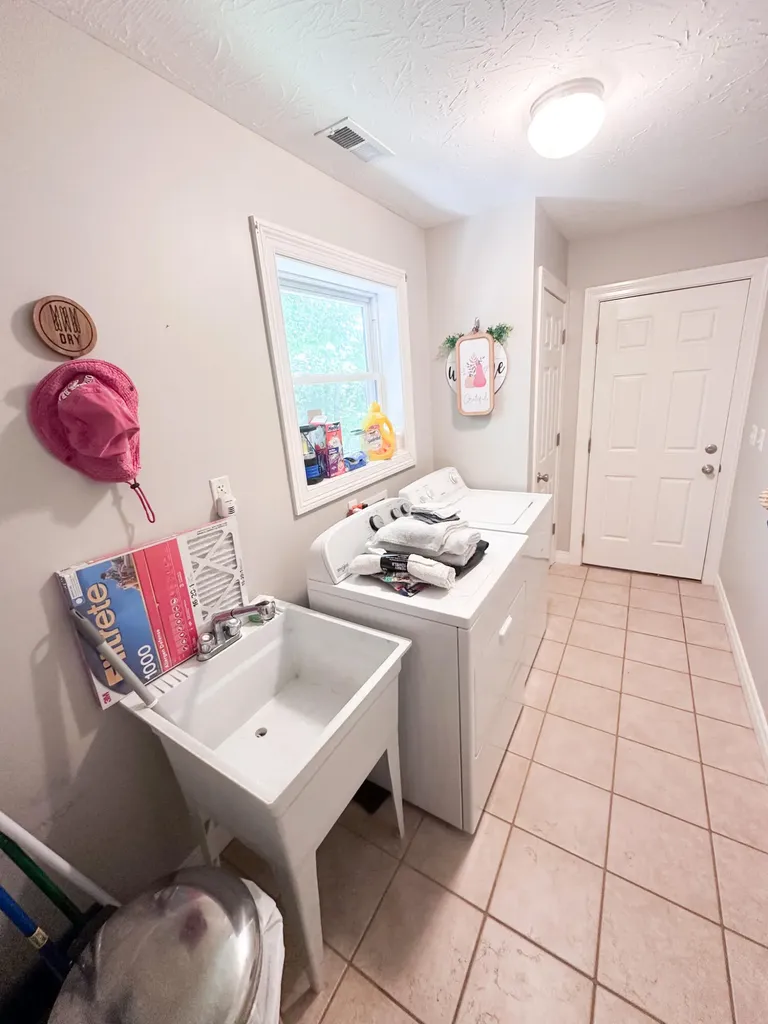 120 Cascade Circle Jamestown KY 42629