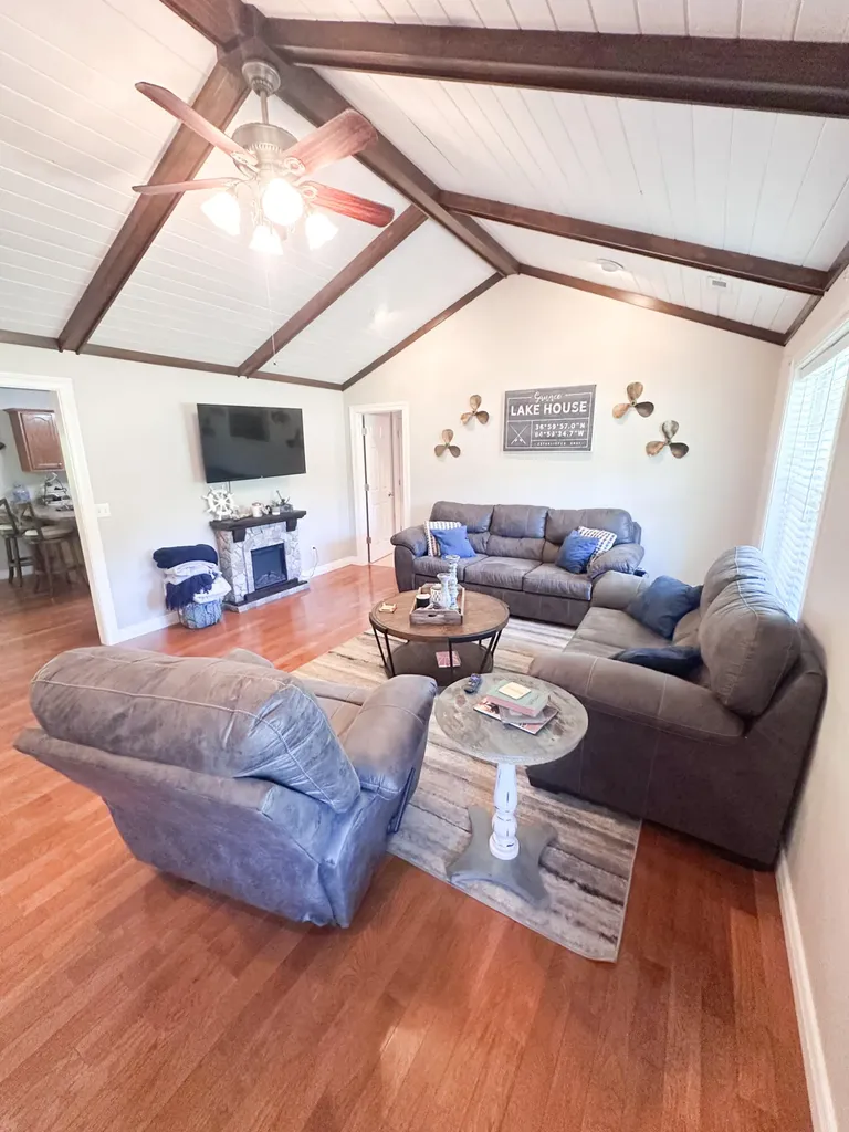 120 Cascade Circle Jamestown KY 42629