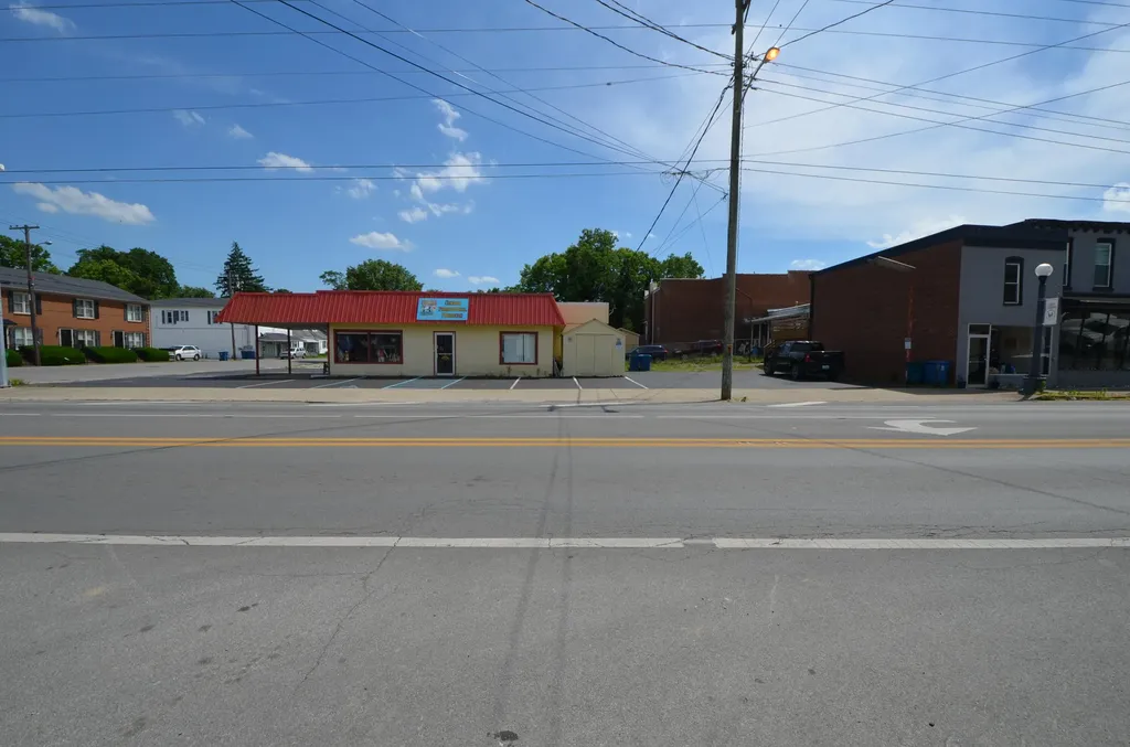 120 E Lexington Street Harrodsburg KY 40330