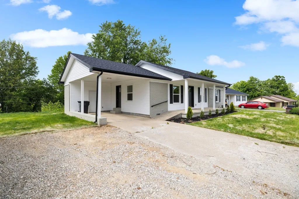 160 Mays Subdivision Road Beattyville KY 41311