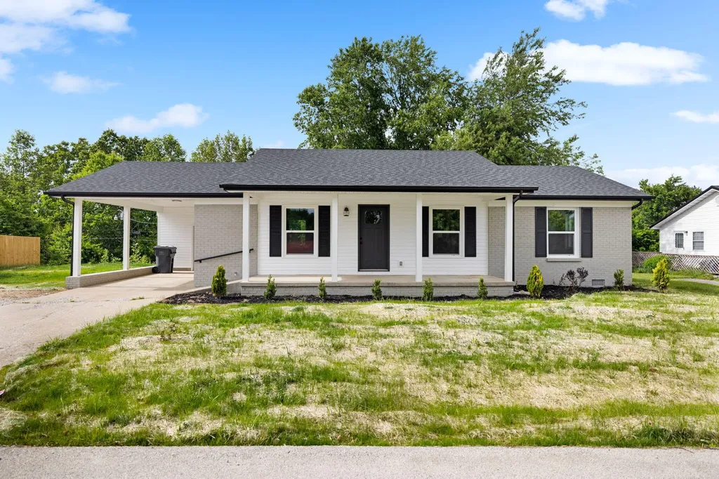 160 Mays Subdivision Road Beattyville KY 41311