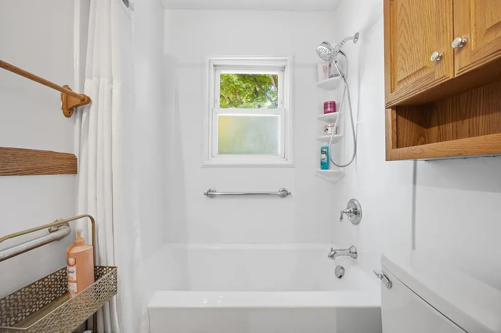 173 1/2 E Main Street Frankfort KY 40601