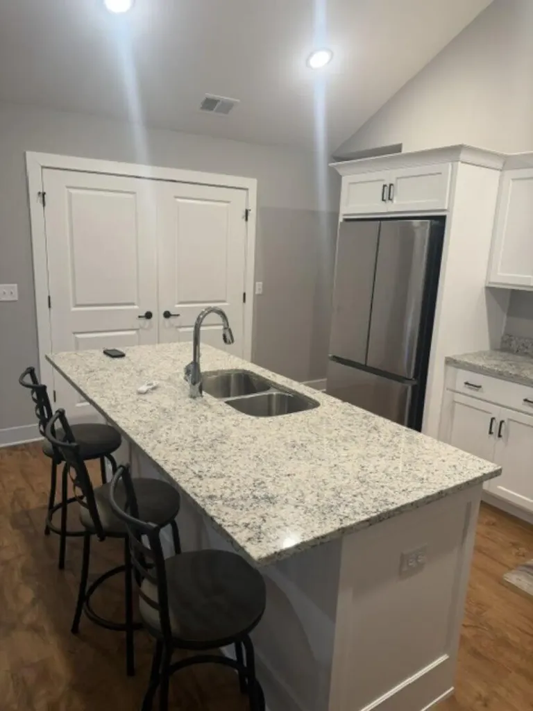 707 Edelen Avenue Bardstown KY 40004
