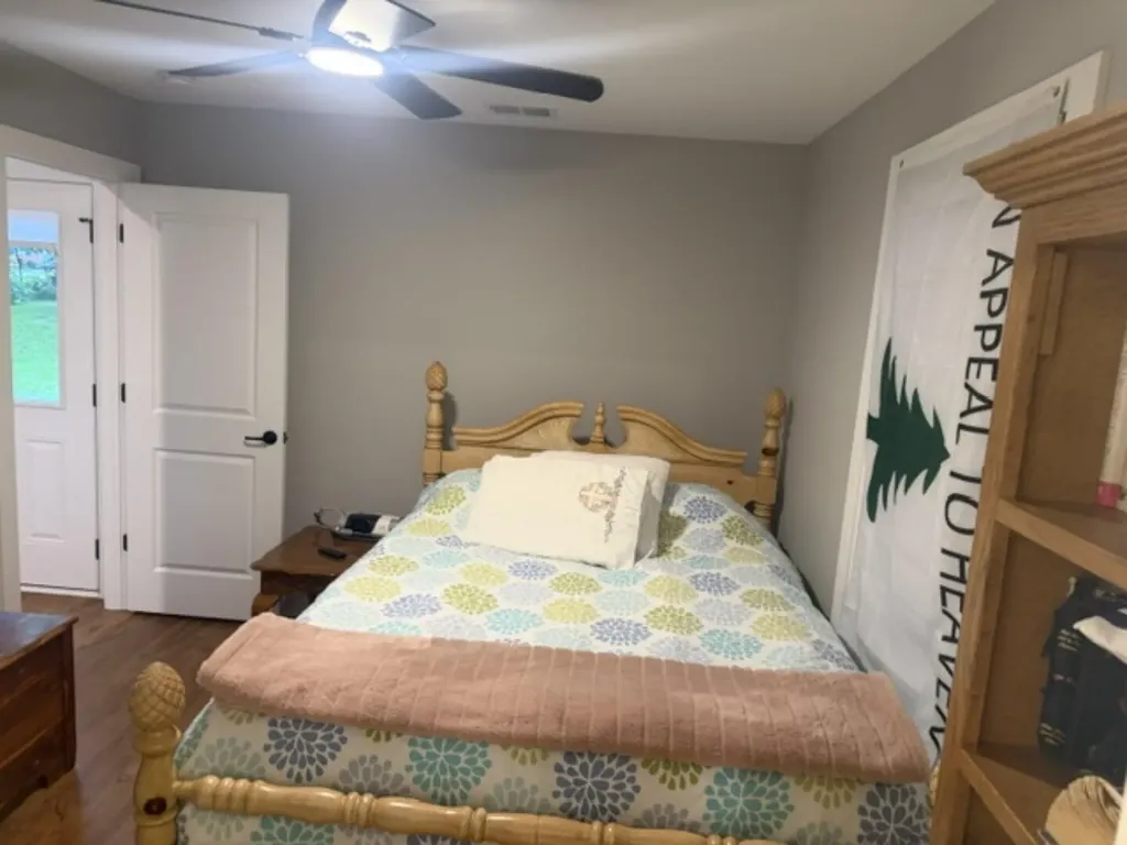707 Edelen Avenue Bardstown KY 40004