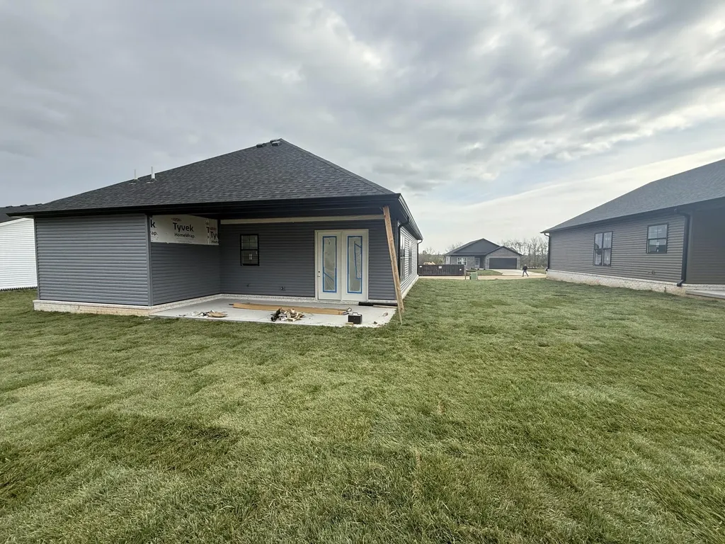 124 Patchen Drive Nicholasville KY 40356