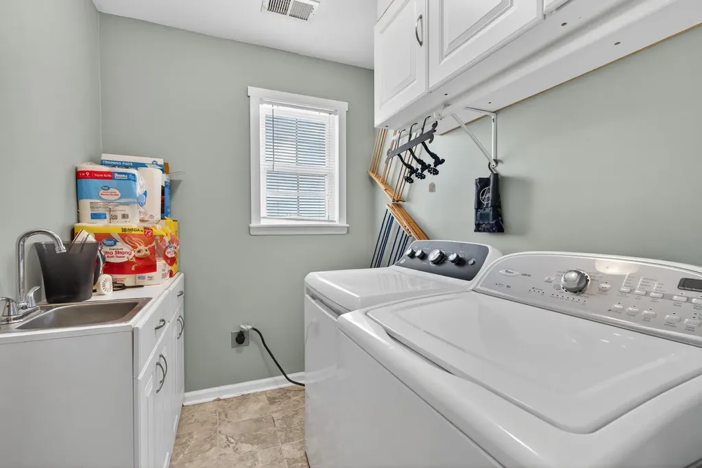 424 Southbrook Drive Nicholasville KY 40356
