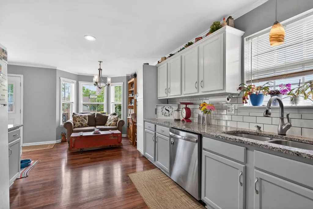 424 Southbrook Drive Nicholasville KY 40356