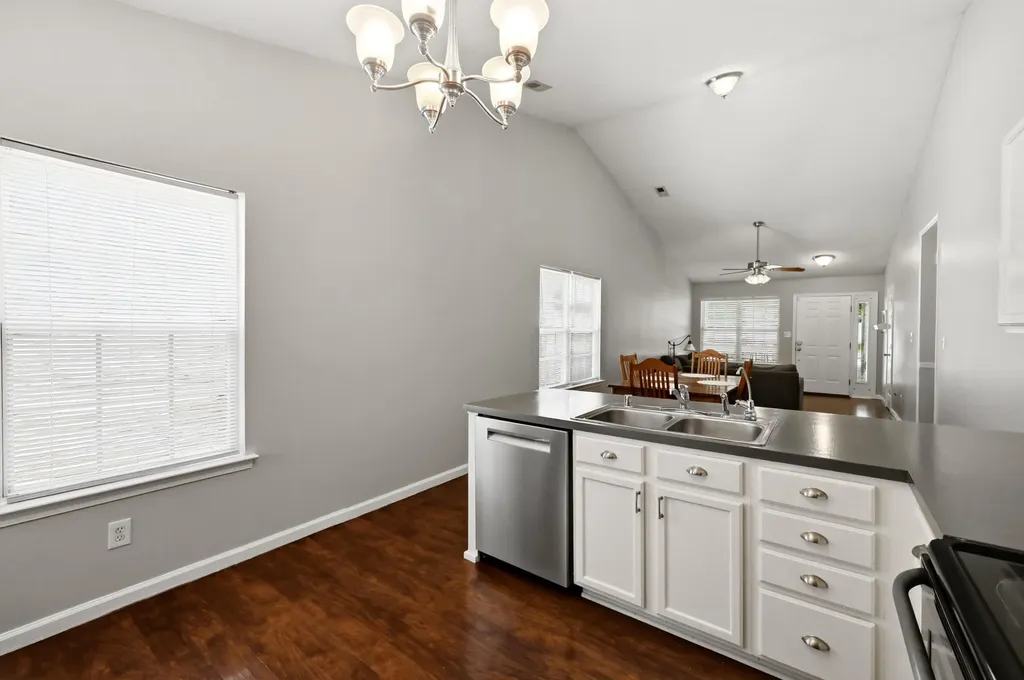 625 Hugging Bear Drive Lexington KY 40509