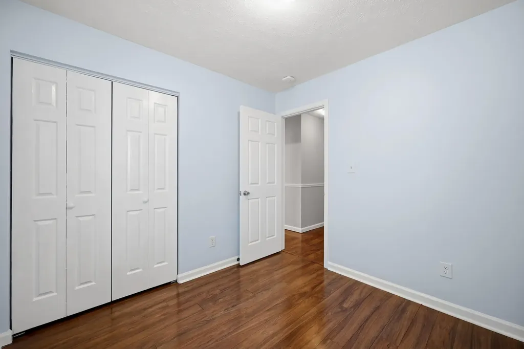 625 Hugging Bear Drive Lexington KY 40509