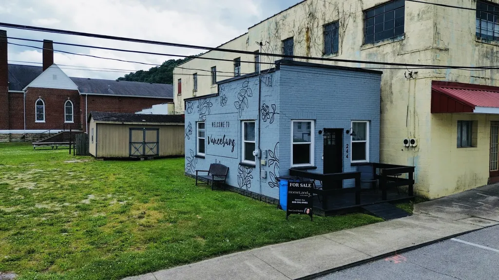 244 Main Street Vanceburg KY 41179