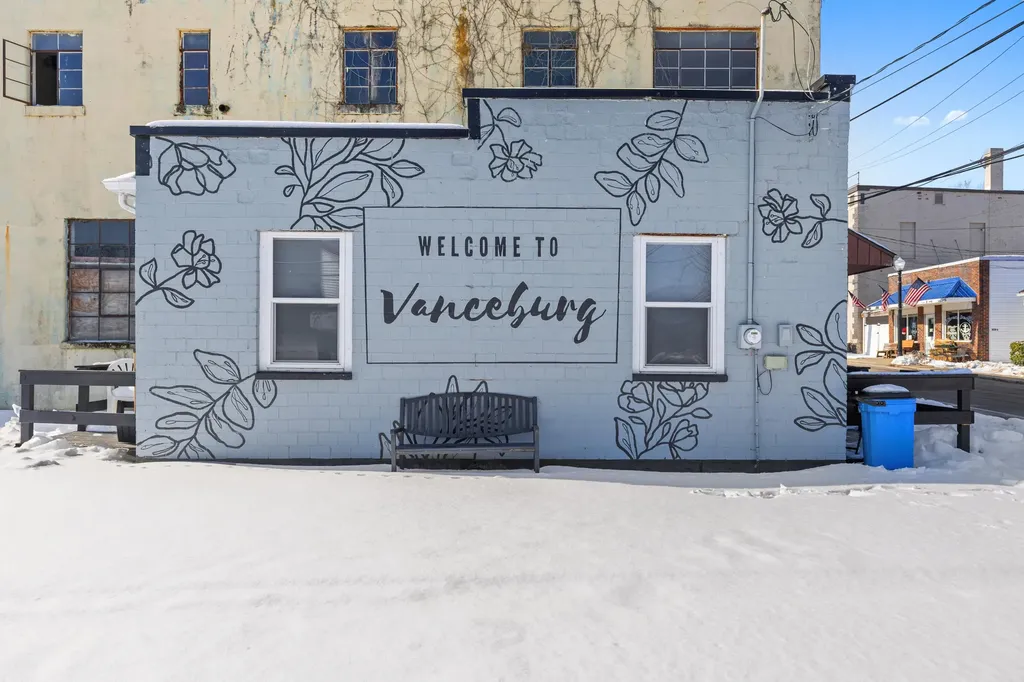 244 Main Street Vanceburg KY 41179