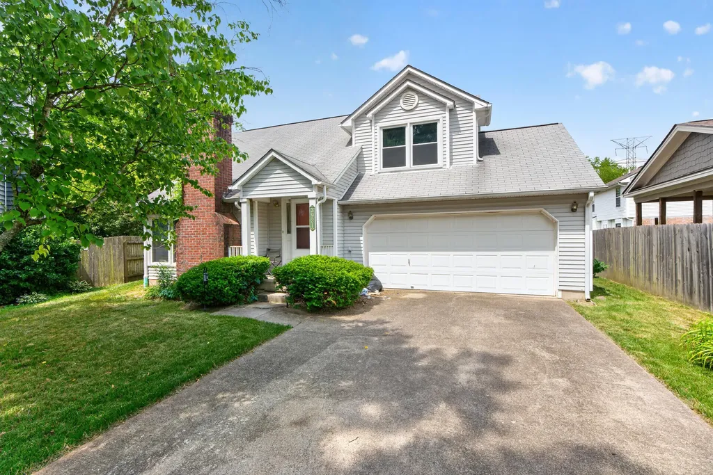 3921 Hillside Drive Lexington KY 40514