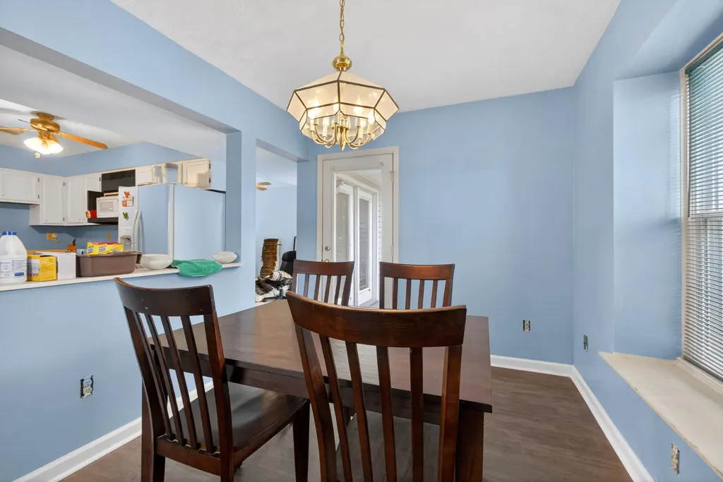 3921 Hillside Drive Lexington KY 40514