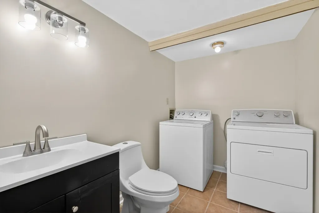 3921 Hillside Drive Lexington KY 40514