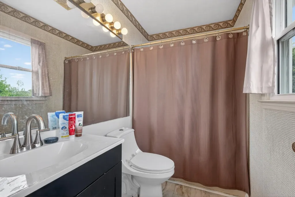 3921 Hillside Drive Lexington KY 40514