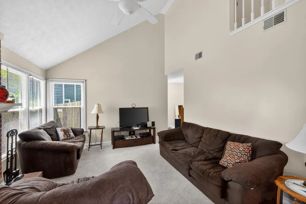3921 Hillside Drive Lexington KY 40514