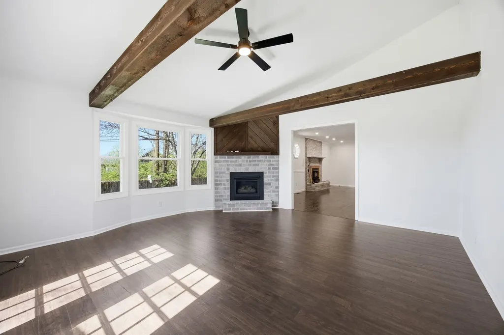 520 Berlin Drive Versailles KY 40383