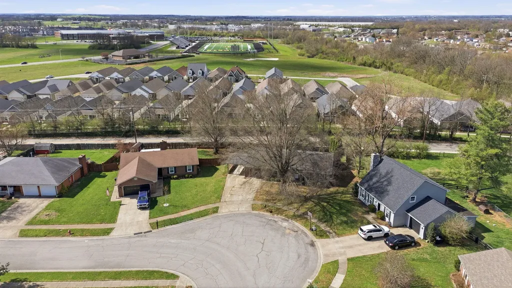 520 Berlin Drive Versailles KY 40383