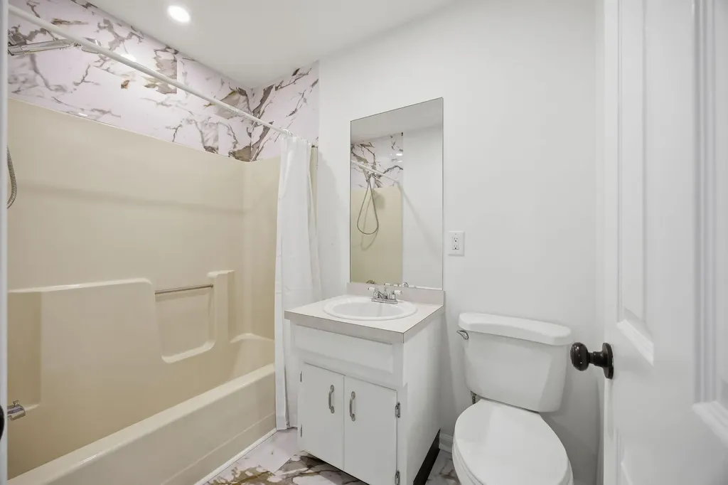 520 Berlin Drive Versailles KY 40383