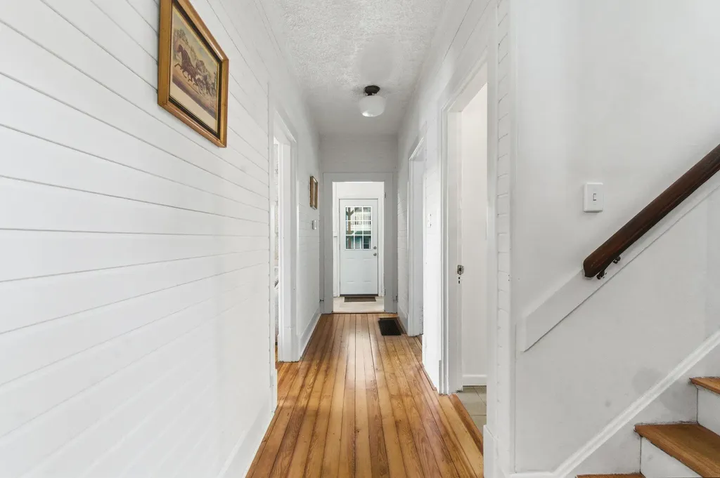 182 Bassett Avenue Lexington KY 40502