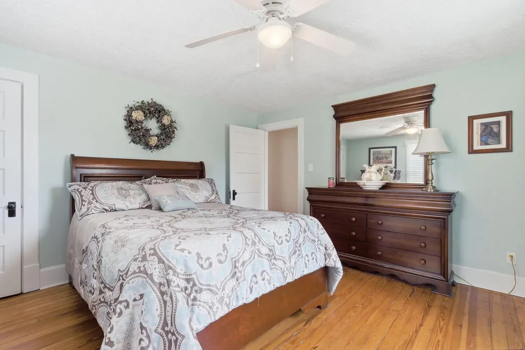 182 Bassett Avenue Lexington KY 40502