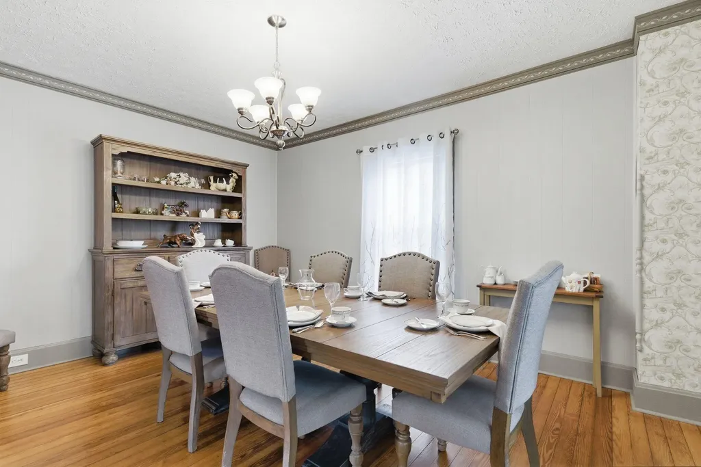 182 Bassett Avenue Lexington KY 40502