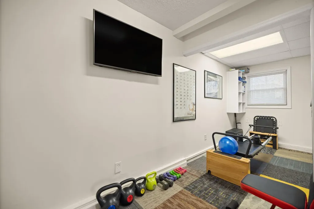 182 Bassett Avenue Lexington KY 40502