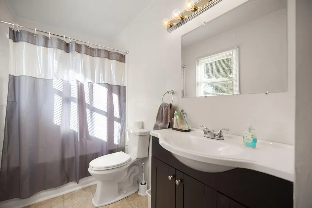 182 Bassett Avenue Lexington KY 40502