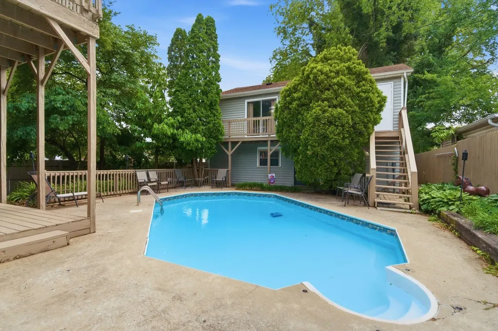 182 Bassett Avenue Lexington KY 40502
