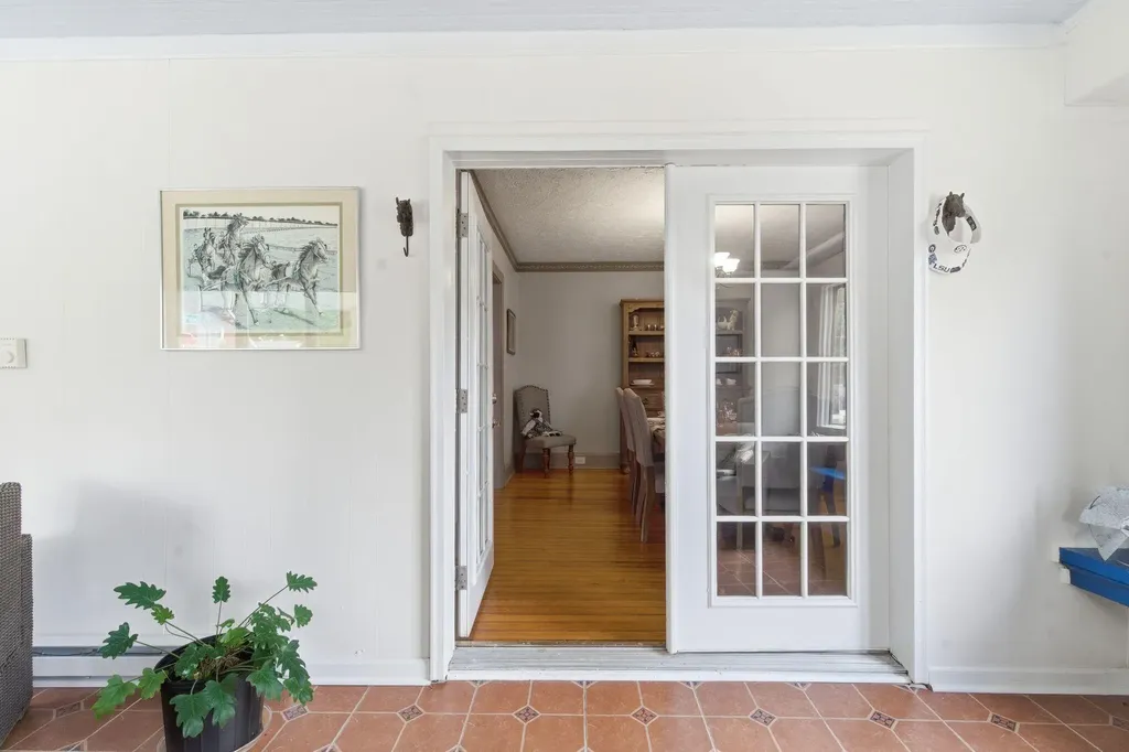 182 Bassett Avenue Lexington KY 40502