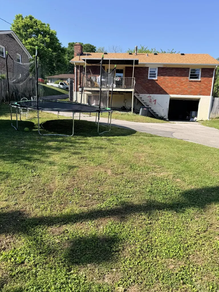2304 Caywood Circle Lexington KY 40504