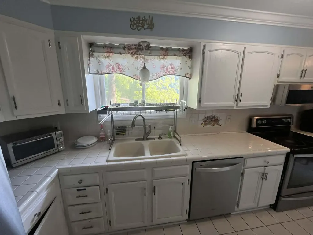 744 Woodland Hills Harlan KY 40831