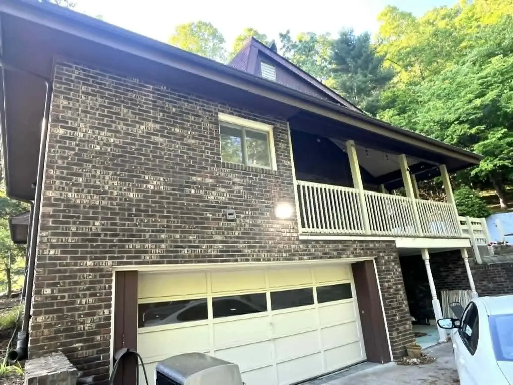 744 Woodland Hills Harlan KY 40831