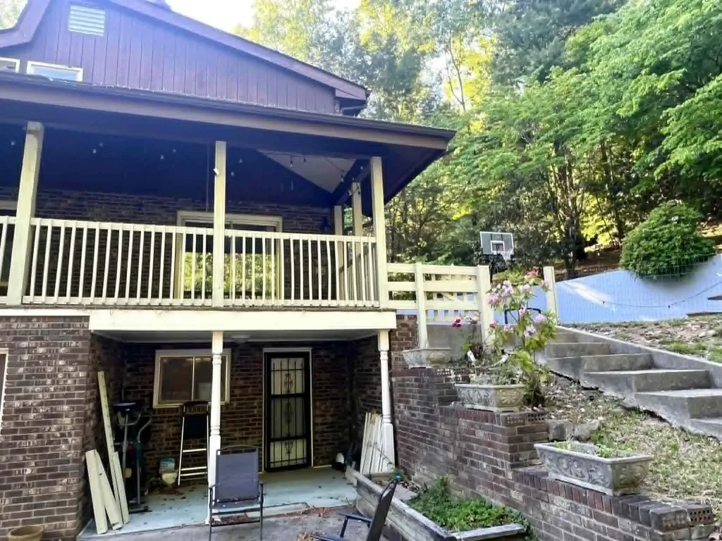 744 Woodland Hills Harlan KY 40831