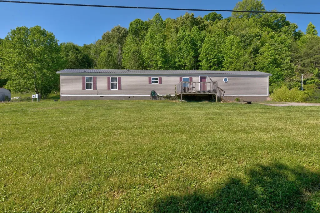 230 Kristen Drive Clay City KY 40312
