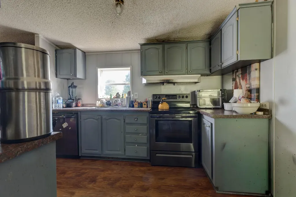 230 Kristen Drive Clay City KY 40312