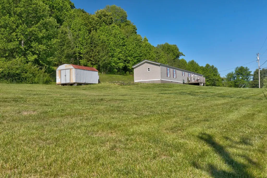 230 Kristen Drive Clay City KY 40312