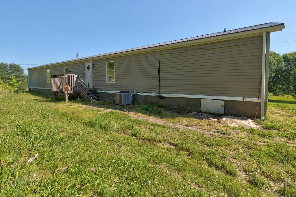 230 Kristen Drive Clay City KY 40312
