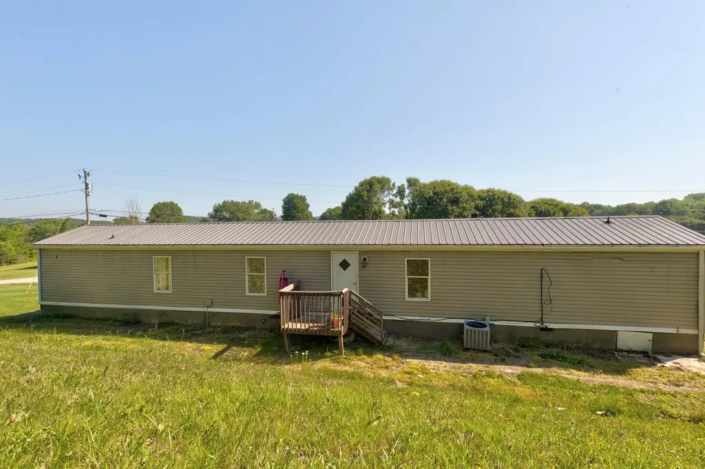 230 Kristen Drive Clay City KY 40312