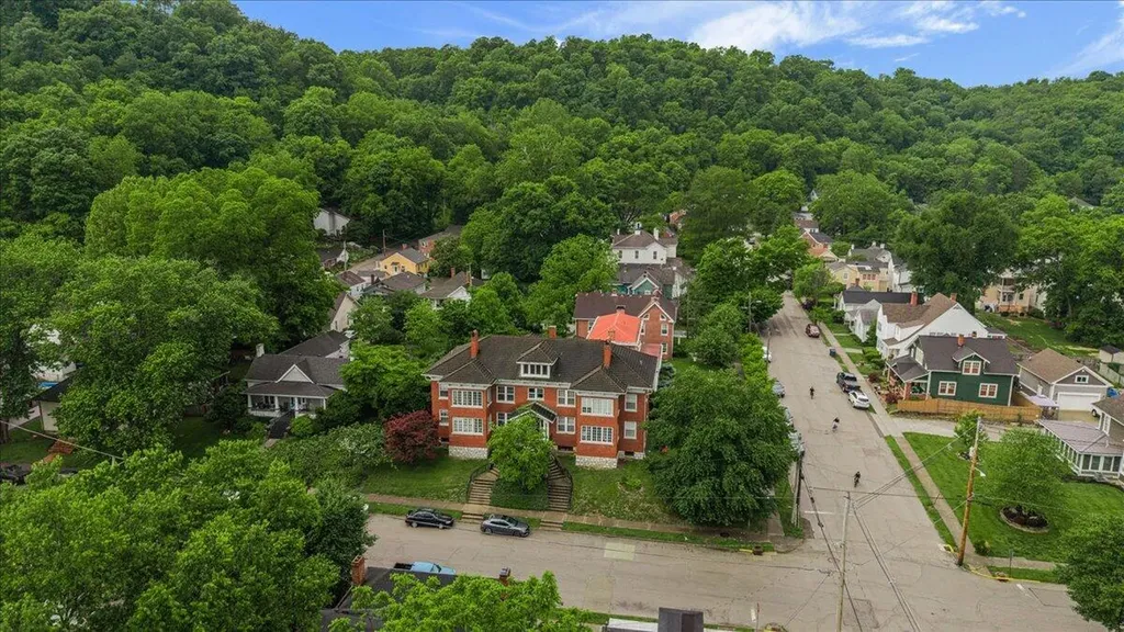 506 Steele Street Frankfort KY 40601