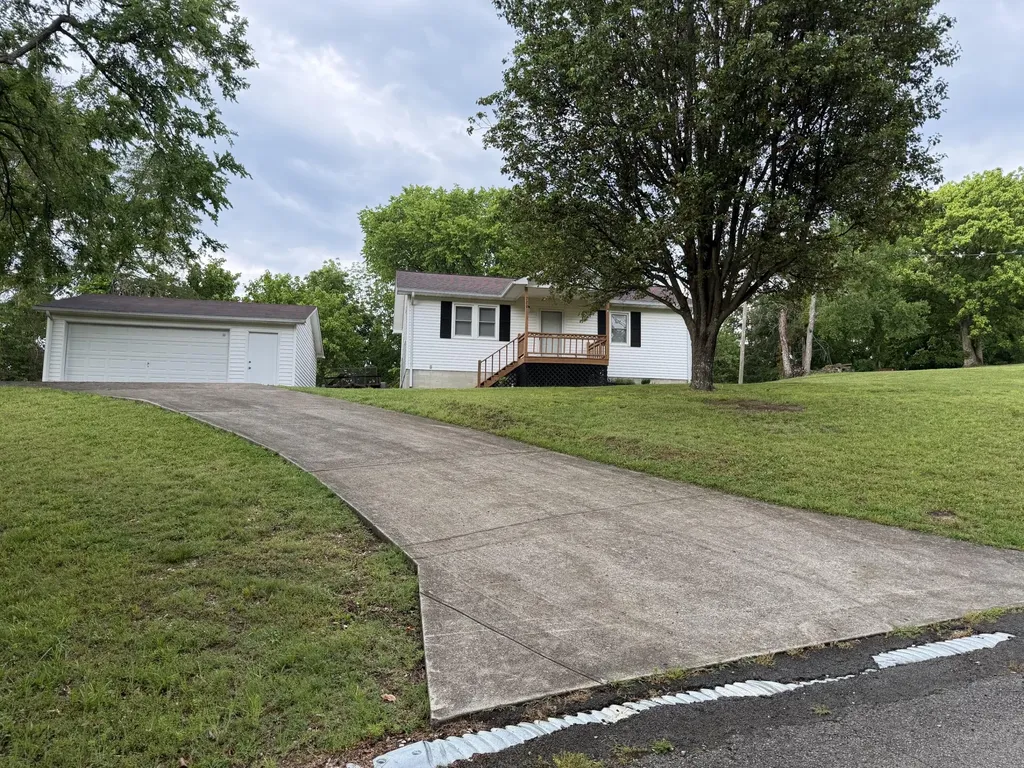 220 Webster Spradlin Road Monticello KY 42633