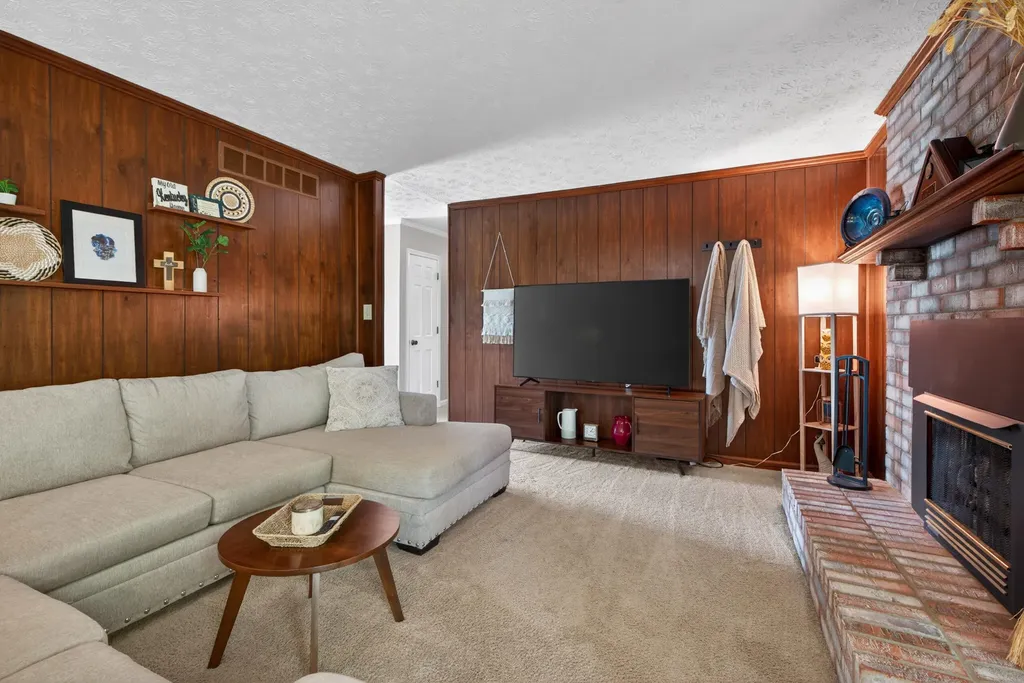 3212 Buckhorn Drive Lexington KY 40515